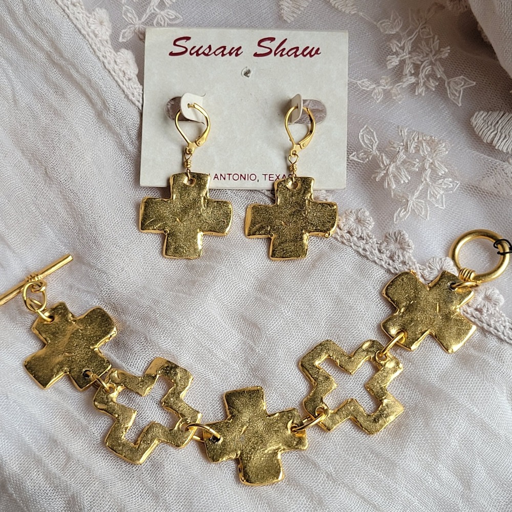 Susan Shaw Jewelry Set Gold 24K Plated Hammered Cross Bracelet Earrings
